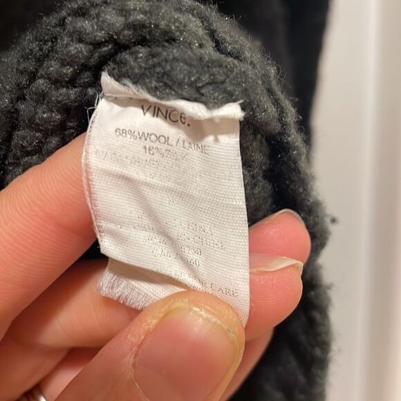 Vince woman’s black and grey two toned turtleneck wool sweater - Picture 10 of 10